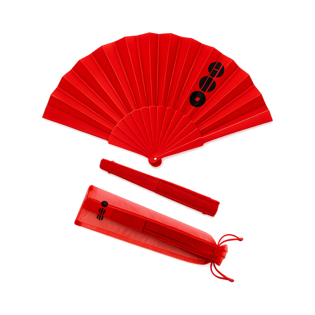 Abanico de Mano BTS Rojo Diseño Arirang Negro con Funda de Organza – Accesorio para Conciertos y Eventos ARMY